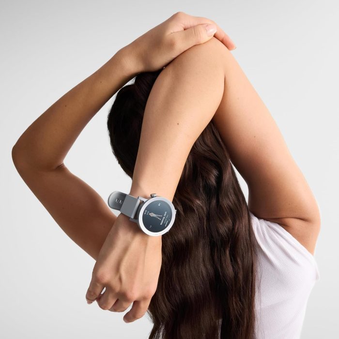 CMF by Nothing Watch Pro 2. 1.32 AMOLED Display. Built-in multi-system GPS. 120 Sports Modes. Smart Sleep Algorithm. Bluetooth calling with AI noise reduction. Ash Grey. Middle East Version - Image 6