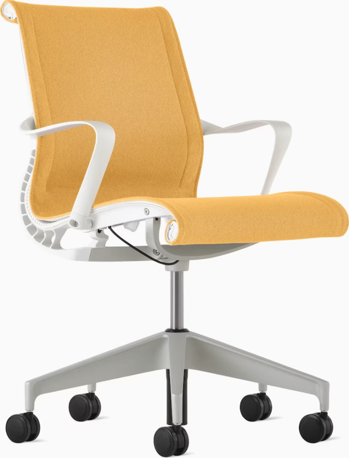 Setu Chair, With Arms - Image 37