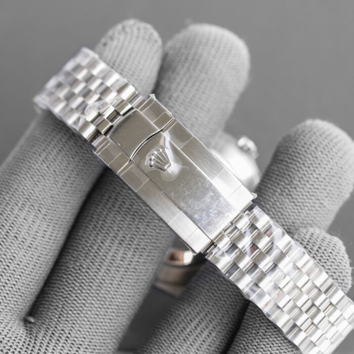 Rolex Cosmograph Datejust m126234 Series - Image 8
