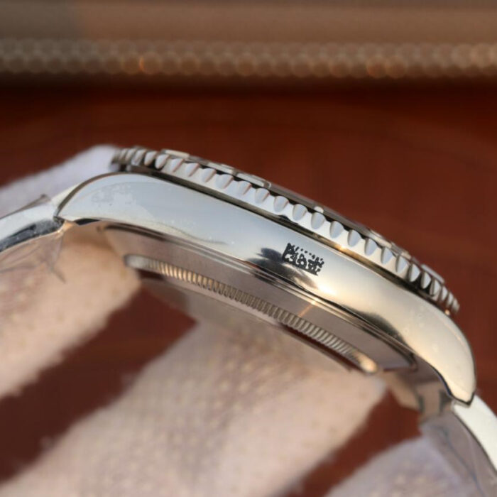 YACHT MASTER 1 PURE SILVER ( BLACK & WHITE DIAL ) STAINLESS STEEL 40MM - Image 4