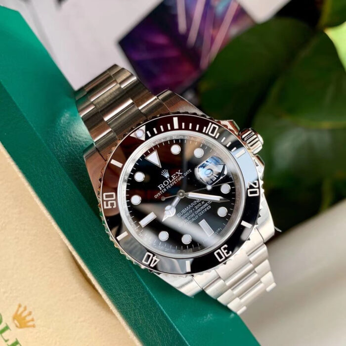 Rolex Perpetual Submariner 116610lv Series - Image 9